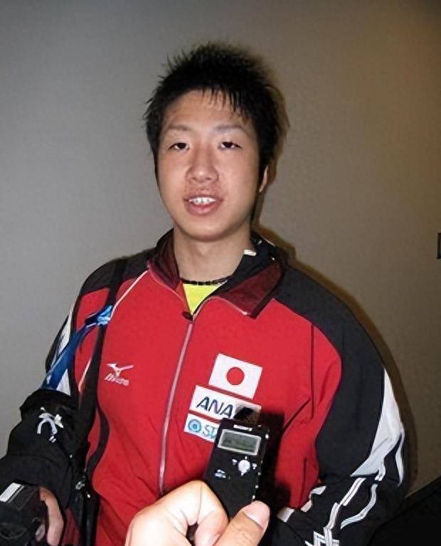 日本乒乓球队强势中国乒乓球队,水谷隼统治全场的简单介绍 日本乒乓球队强势中国乒乓球队,水谷隼统治全场的简单介绍