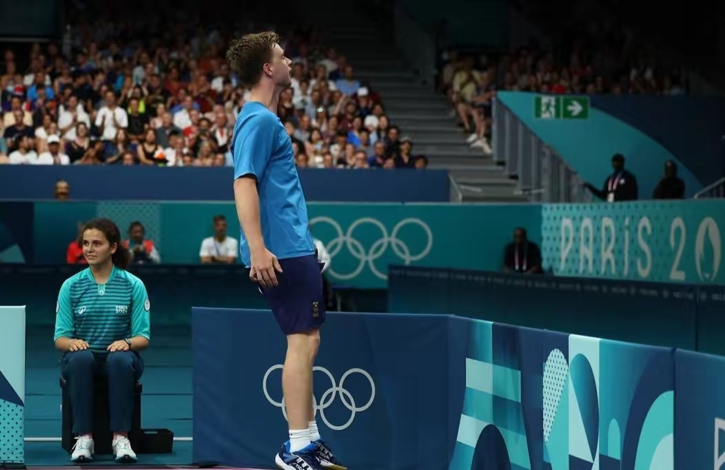 关于瑞典乒乓球队横扫日本乒乓球队，波尔统治全场的信息