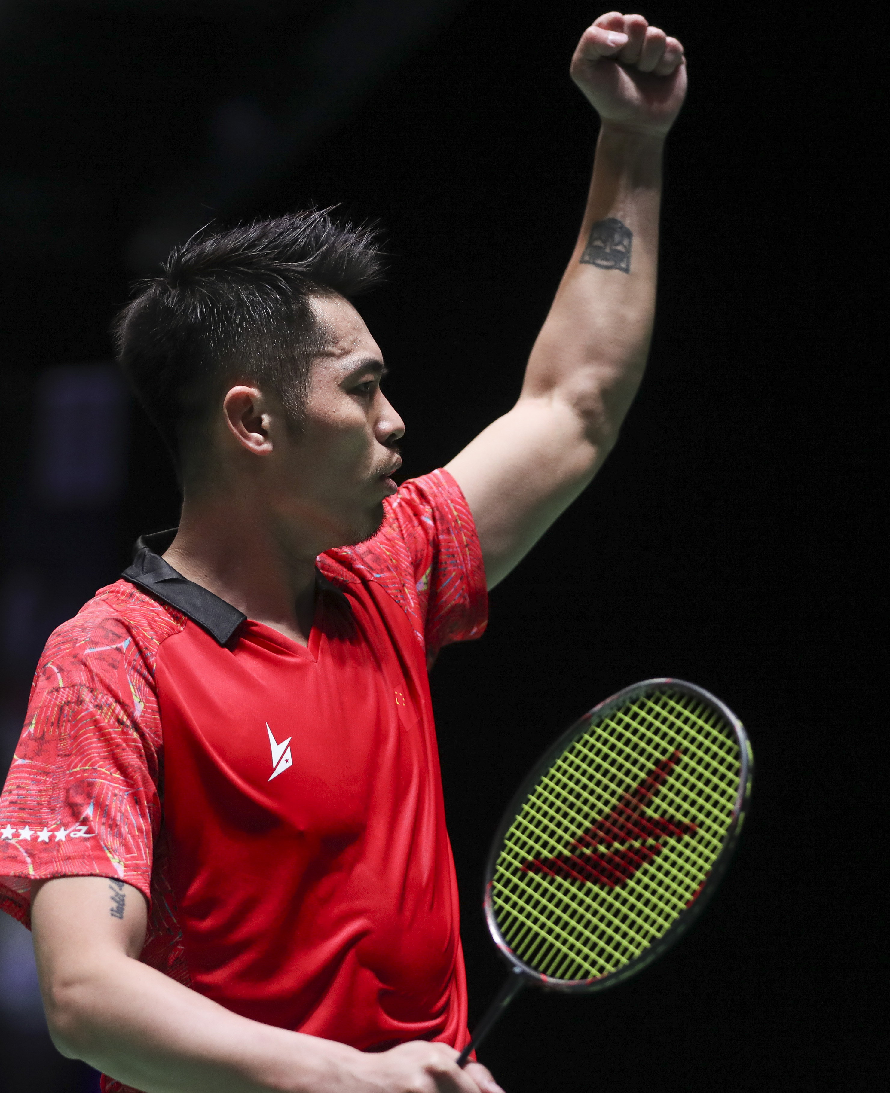 包含韩国羽毛球队翻盘丹麦羽毛球队，林丹惊艳世界的词条