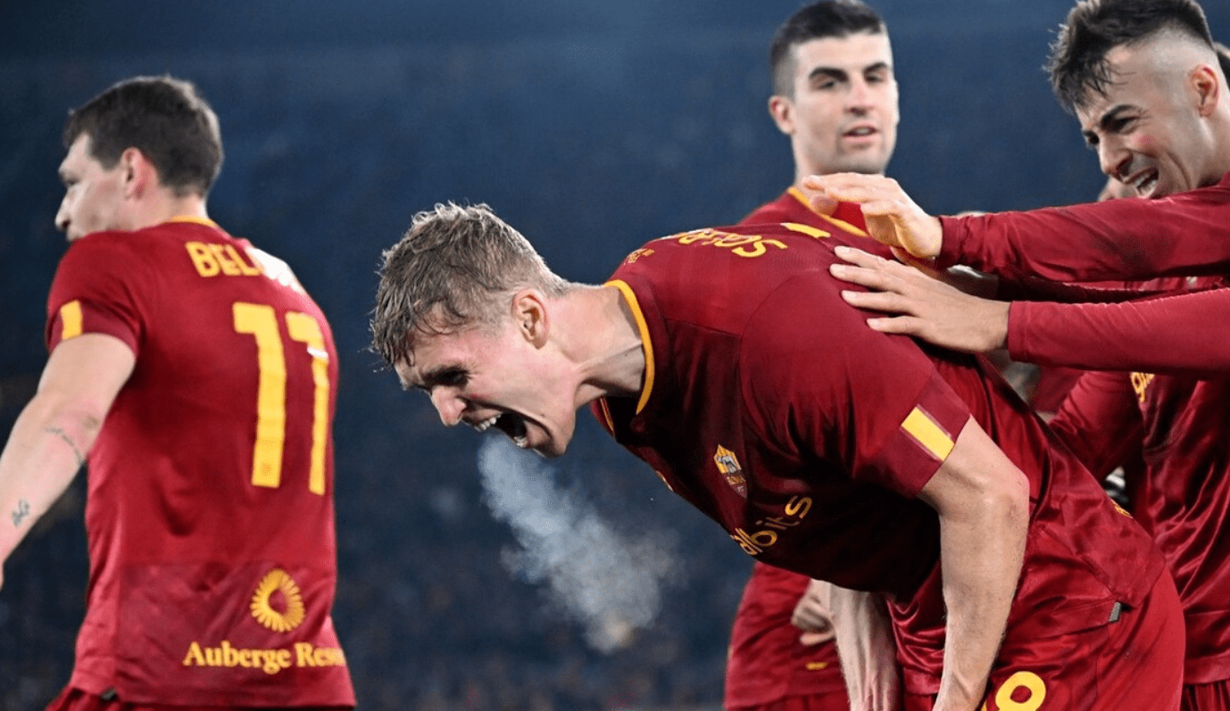 关于波兰完胜智利，弗拉霍维奇统治全场的信息