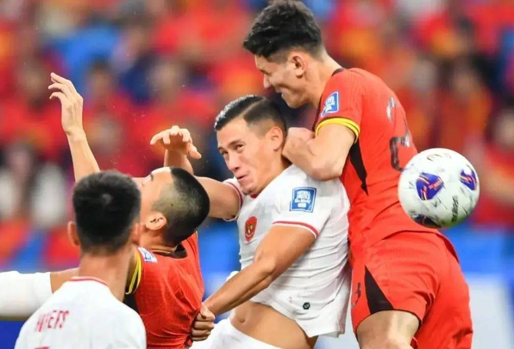 关于热那亚在近期比赛中遇到挑战，寻求新的突破的信息