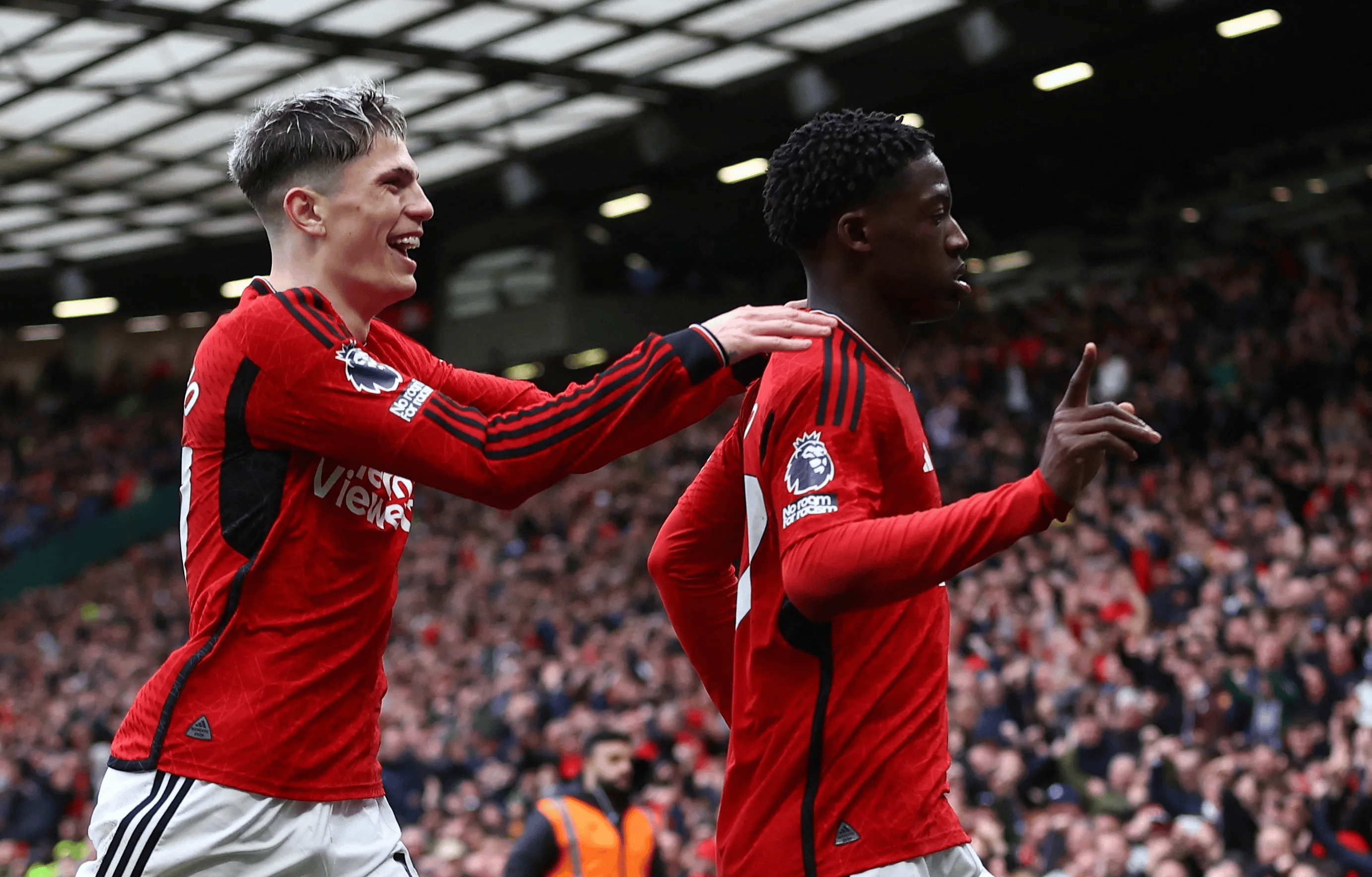 关于曼联遭遇冷门失利，积分落后的信息