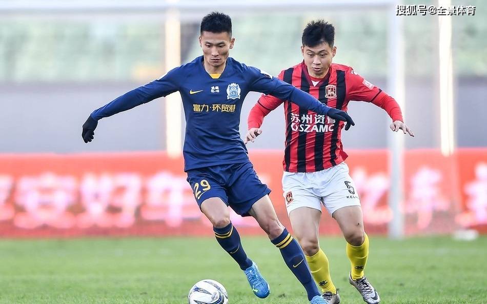 富力队在比赛中阵容齐整，集体奋斗争取比赛胜利的简单介绍