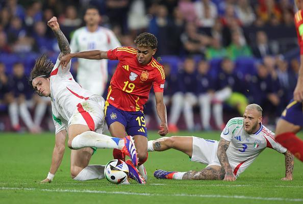 欧洲球员在国际赛场实现突破