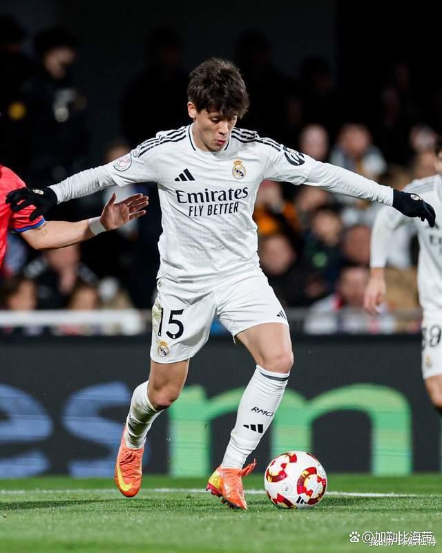 巴尔韦德遇劲旅，巴塞罗那客场胜出