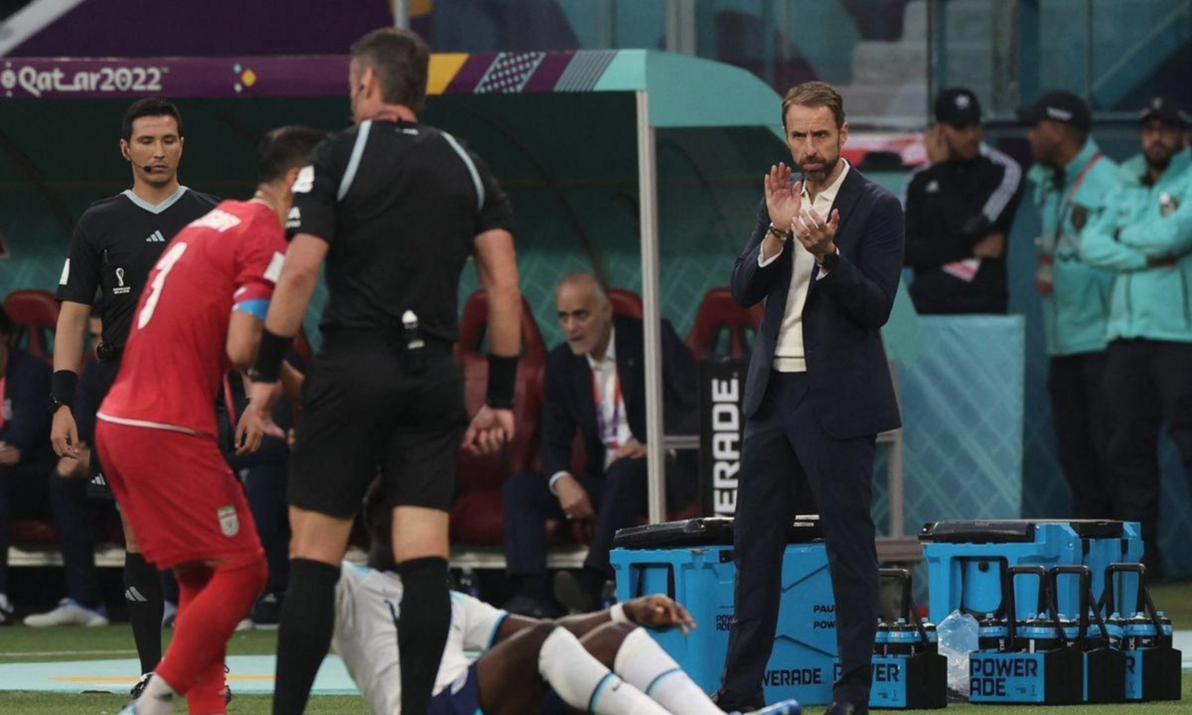 包含摩洛哥国家队豪取胜利晋级八强的词条