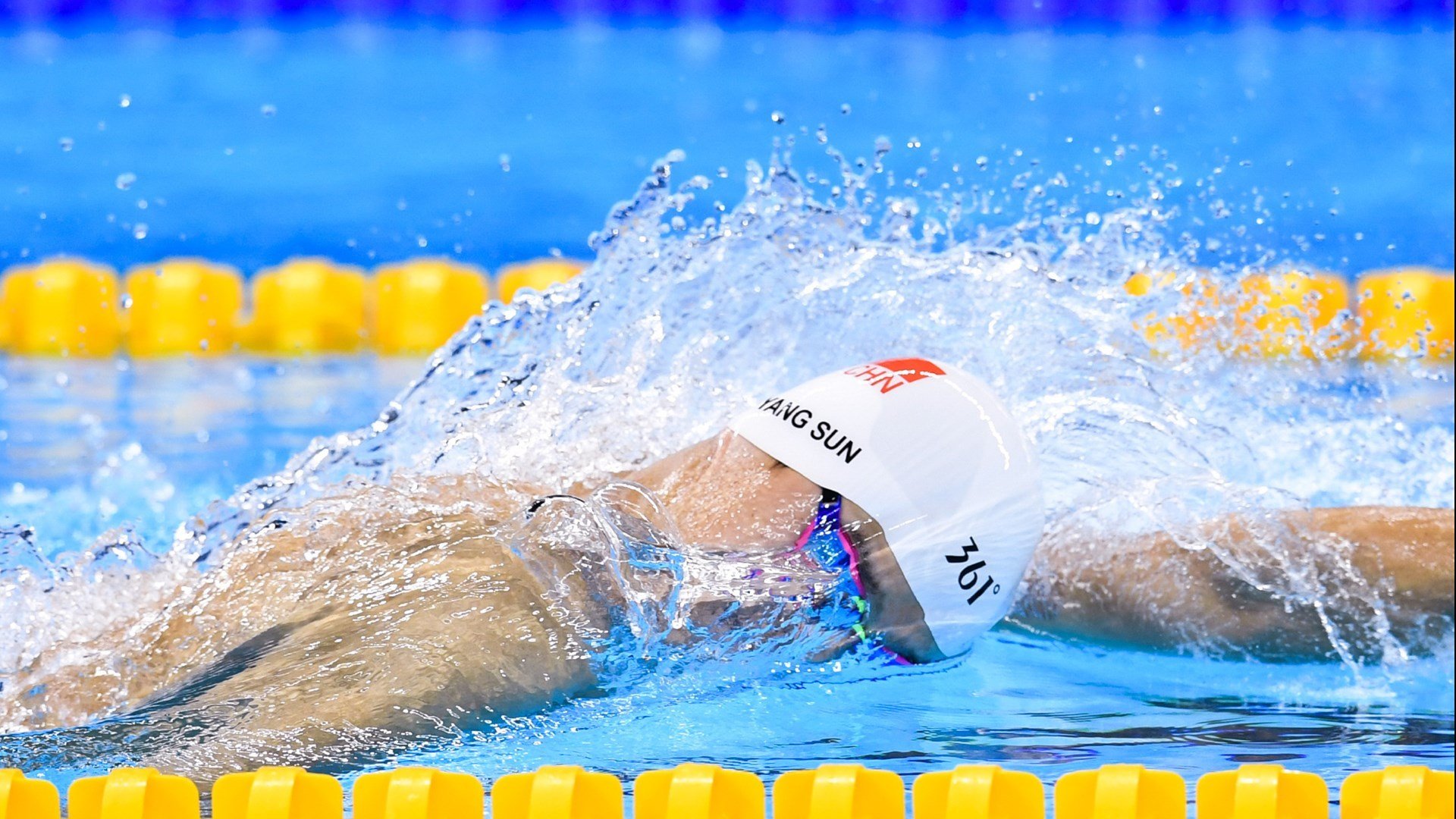 开云官方app入口-赛场奇迹，德国队翻盘印尼，陈雨菲点燃全场激情